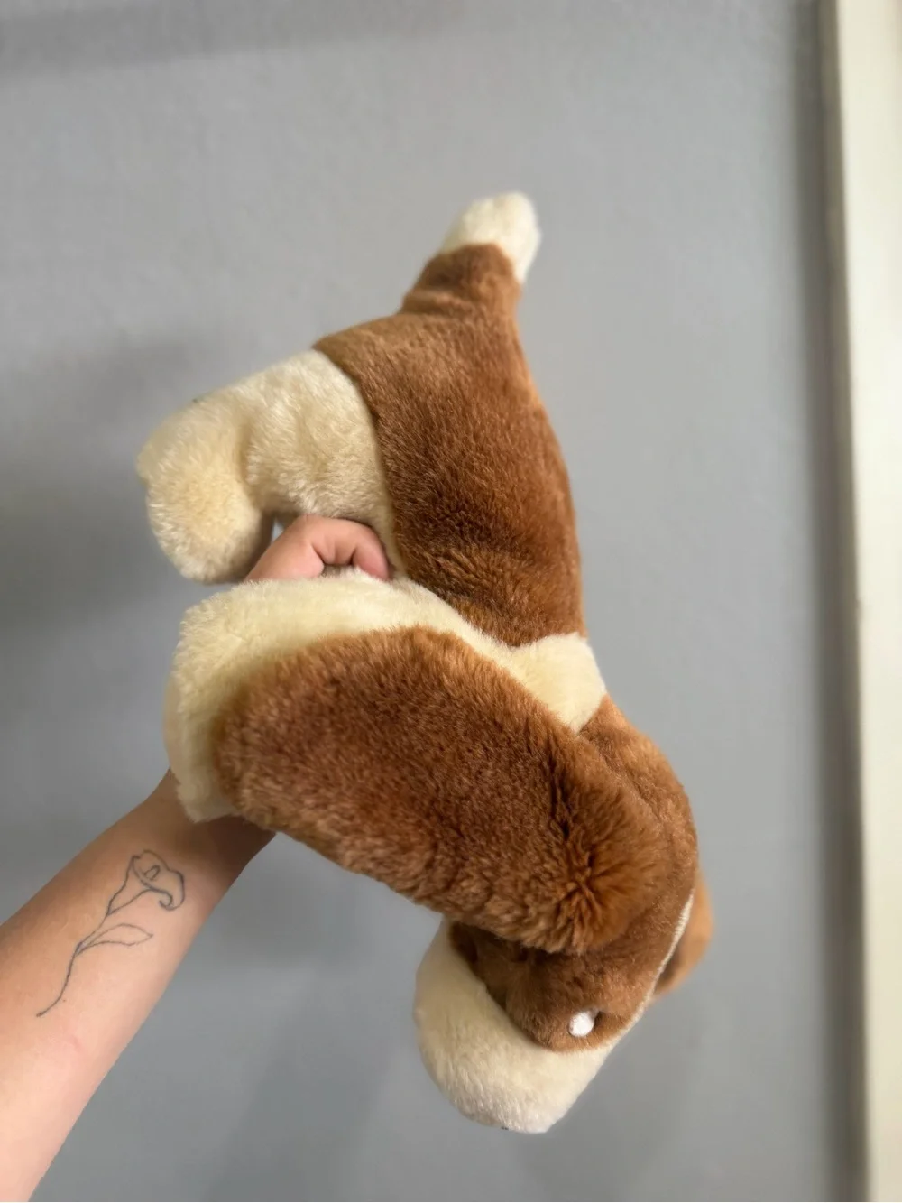 Ty Brown & Cream Plush Basset Hound Dog Toy